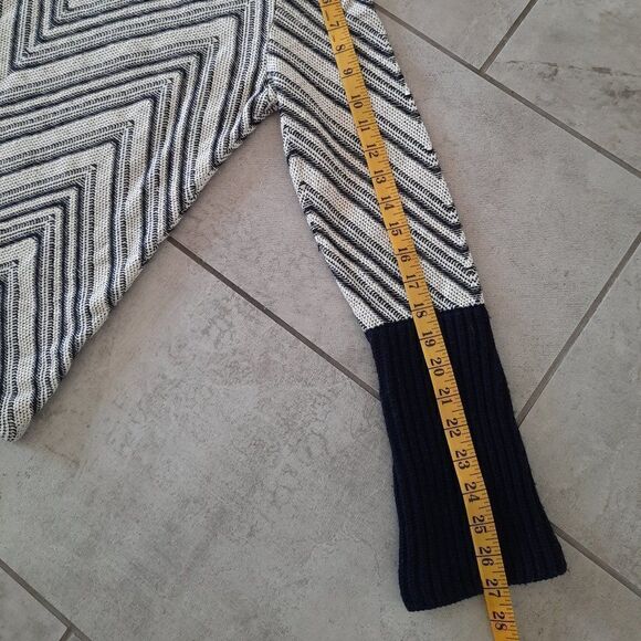 Tory Burch Sweater size S - Picture 9 of 9